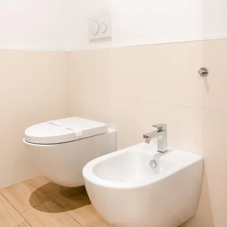 Charm & Style - Large -